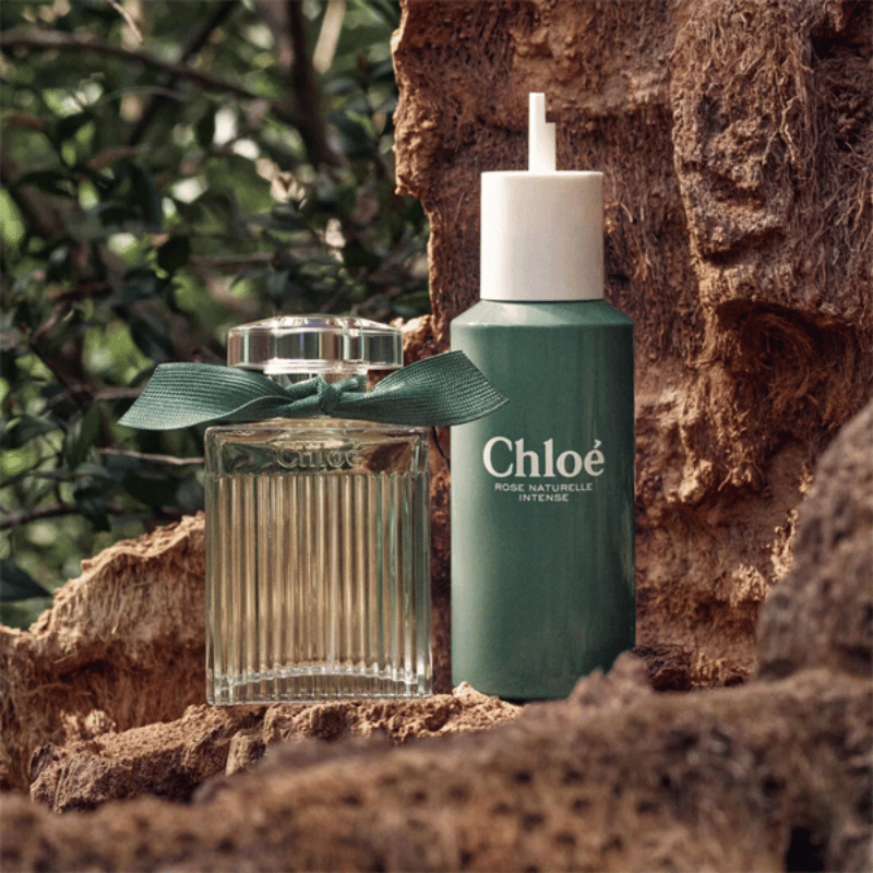 Hương Hoa hồng đã trở lại nở rộ trong Chloe Eau de Parfum Naturelle, một sản phẩm mới trong bộ sưu tập Chloe Signature.